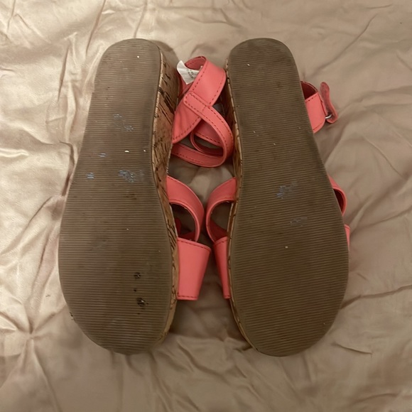 Adorable girls wedges. Size 1. EUC - Picture 6 of 6